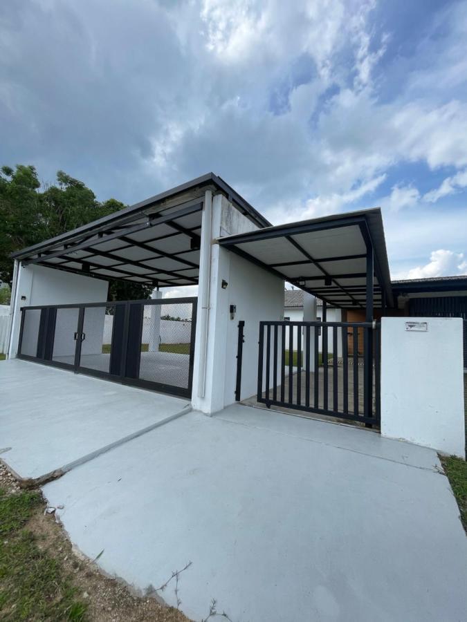 Nur Villa Sg Soi Musslimm Only Kuantan Dış mekan fotoğraf